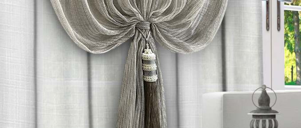 Pingente R22 saia curta